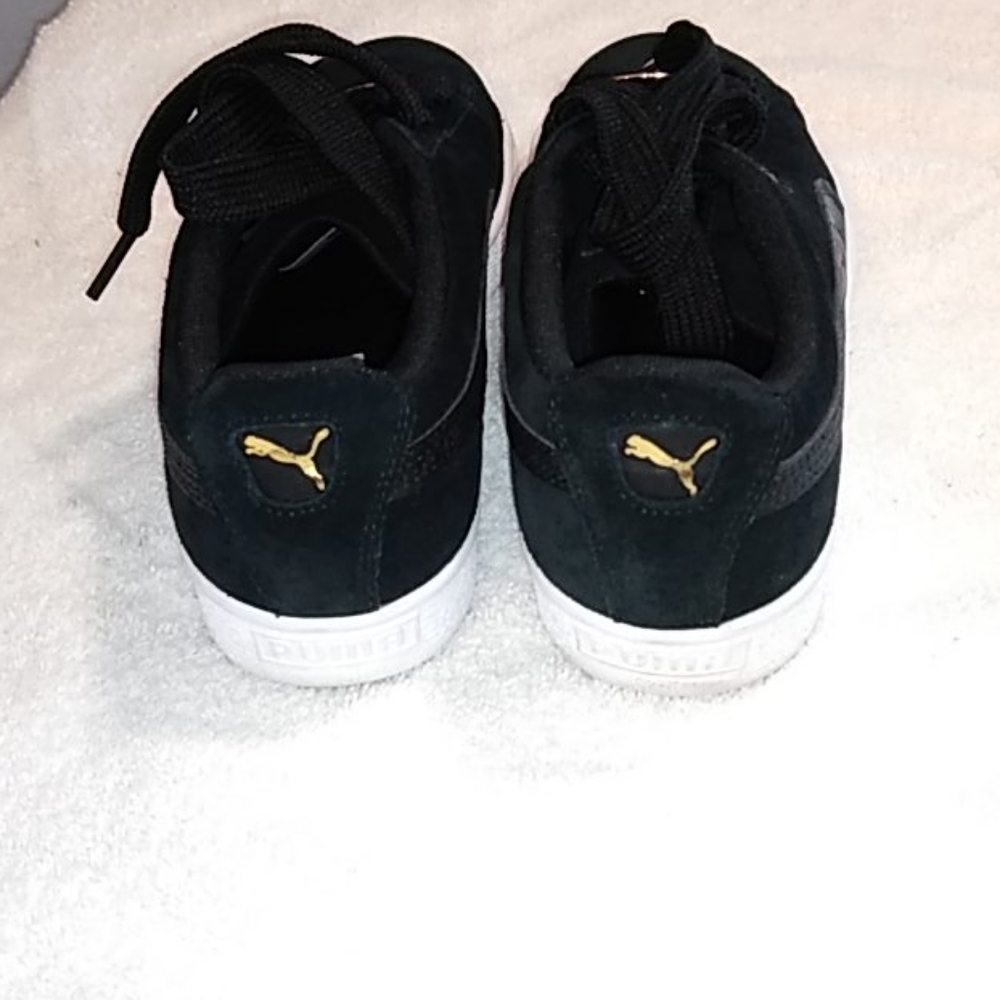 Puma - Picture 4 of 4